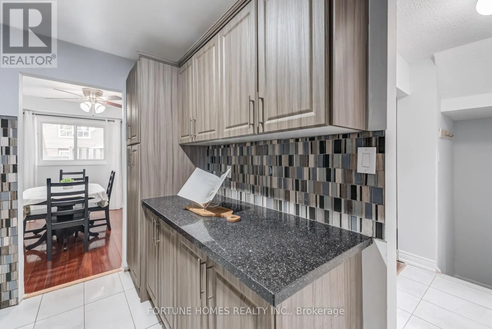59 ENMOUNT DRIVE