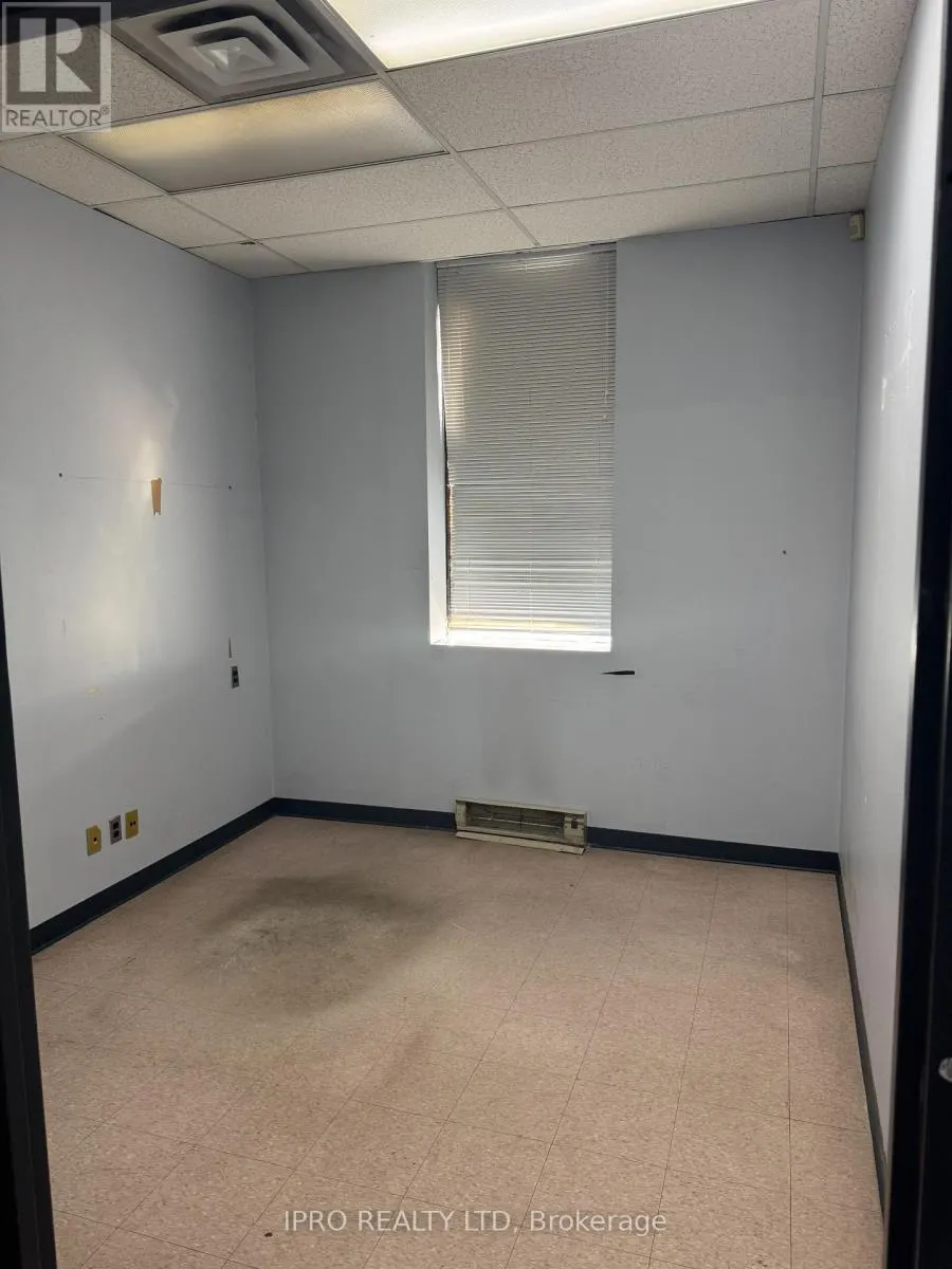 UNIT 2 - 2788 SLOUGH STREET