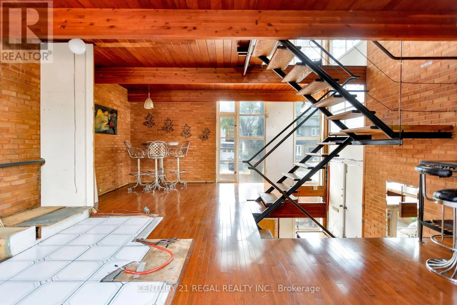 72 ABBOTT AVENUE