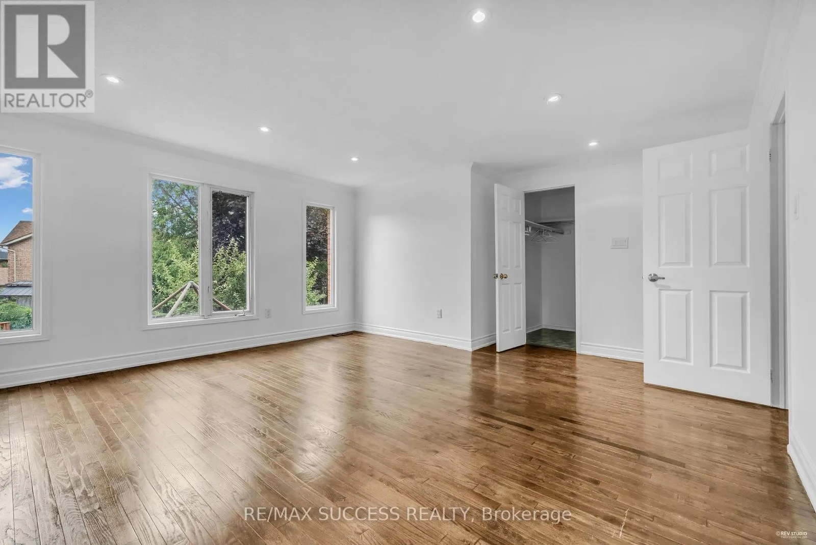 3224 TURNSTONE CRESCENT