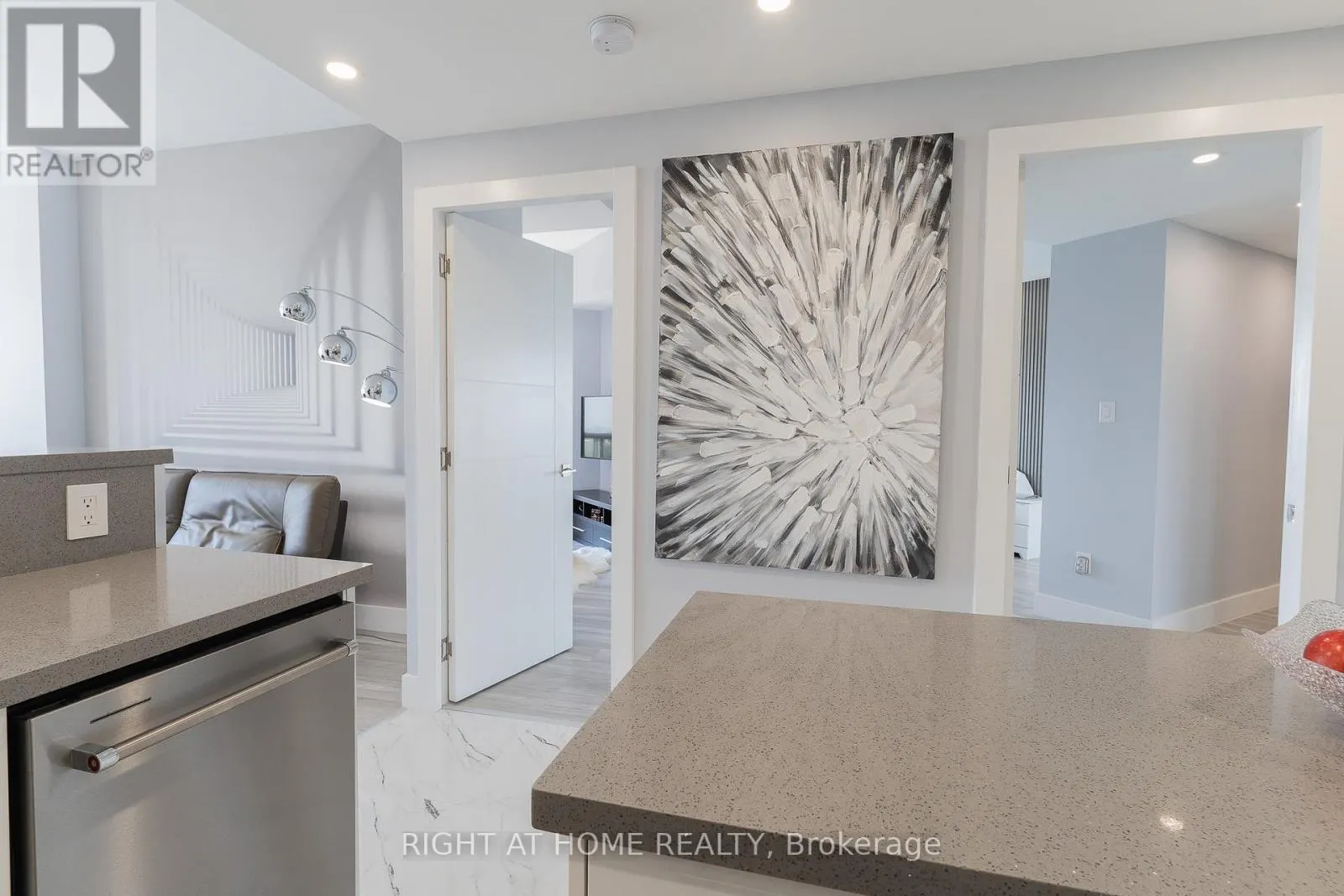 PH 8 - 1500 GRAZIA COURT
