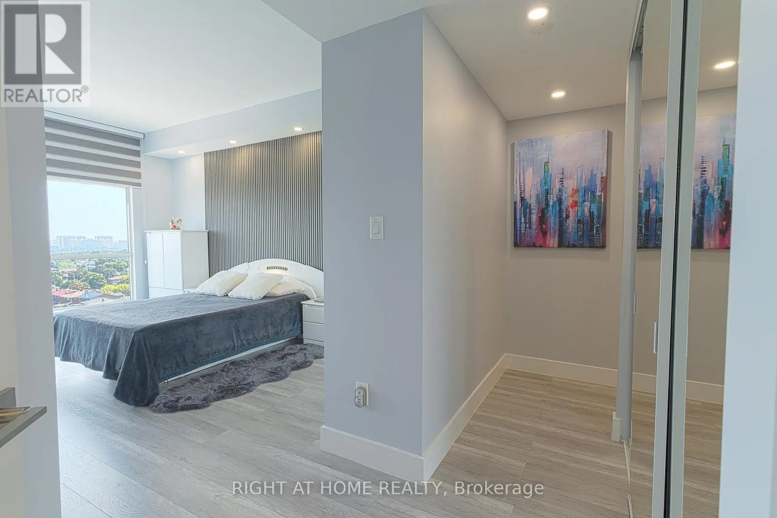 PH 8 - 1500 GRAZIA COURT