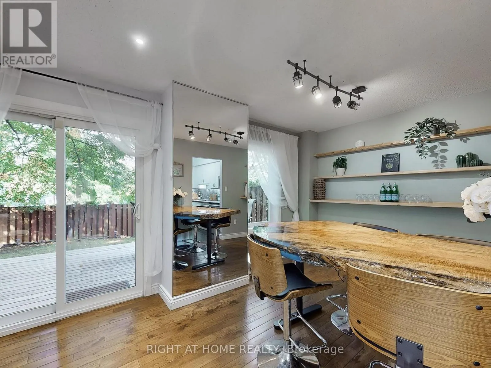 58 STONEHAM ROAD