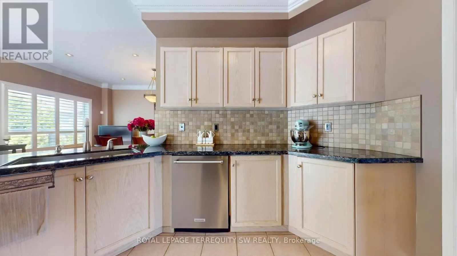 3981 TACC DRIVE