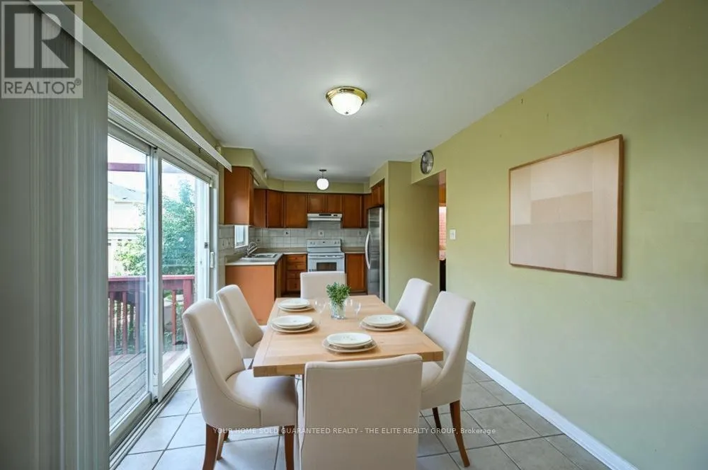 73 BOTAVIA DOWNS DRIVE