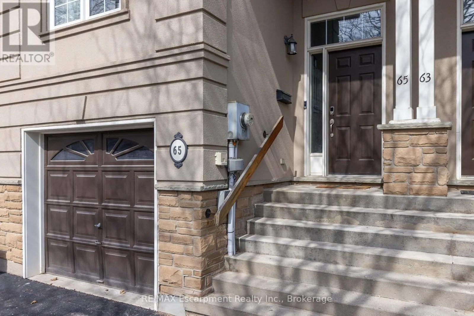 65 FAIRWOOD PLACE