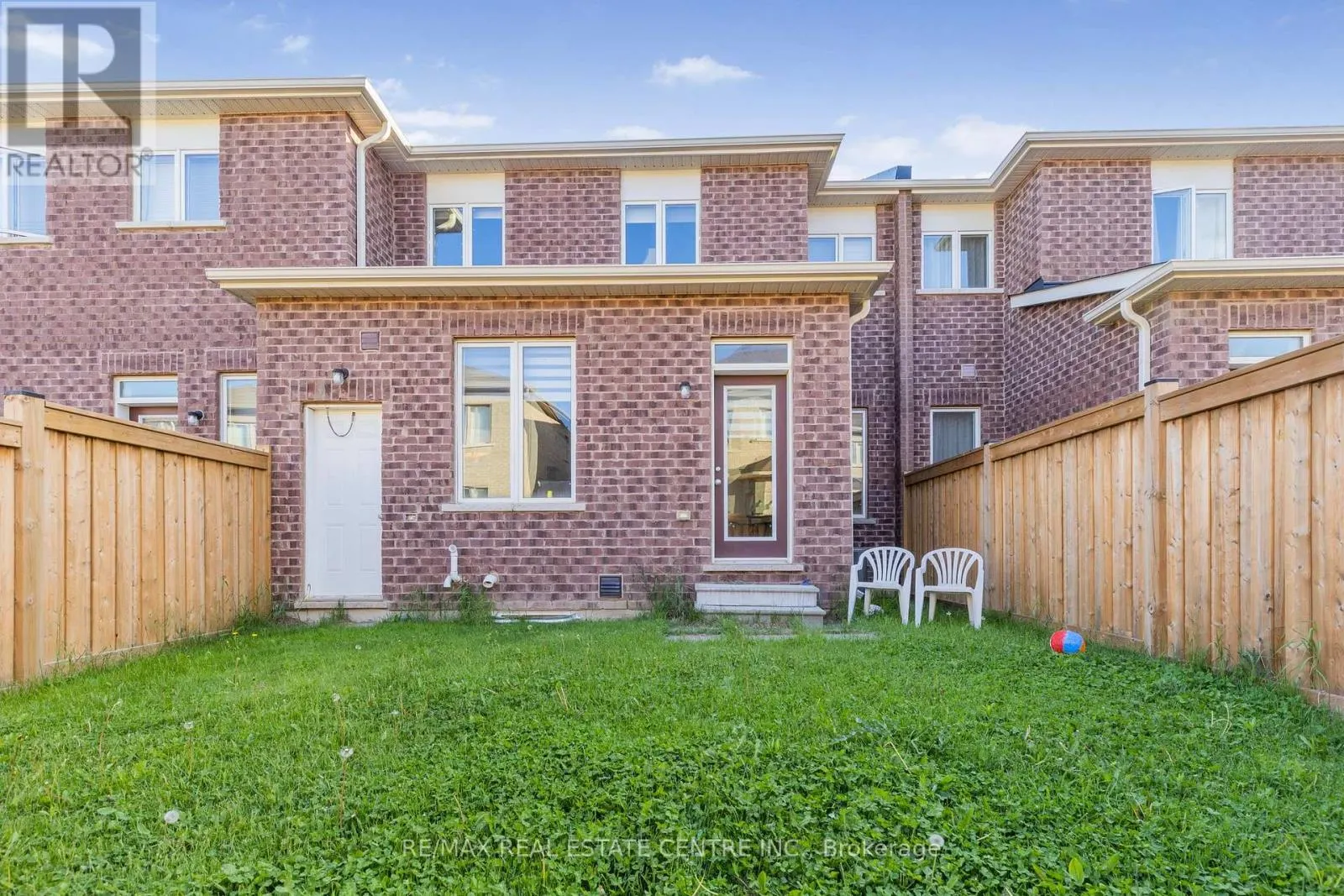 1525 CARR LANDING