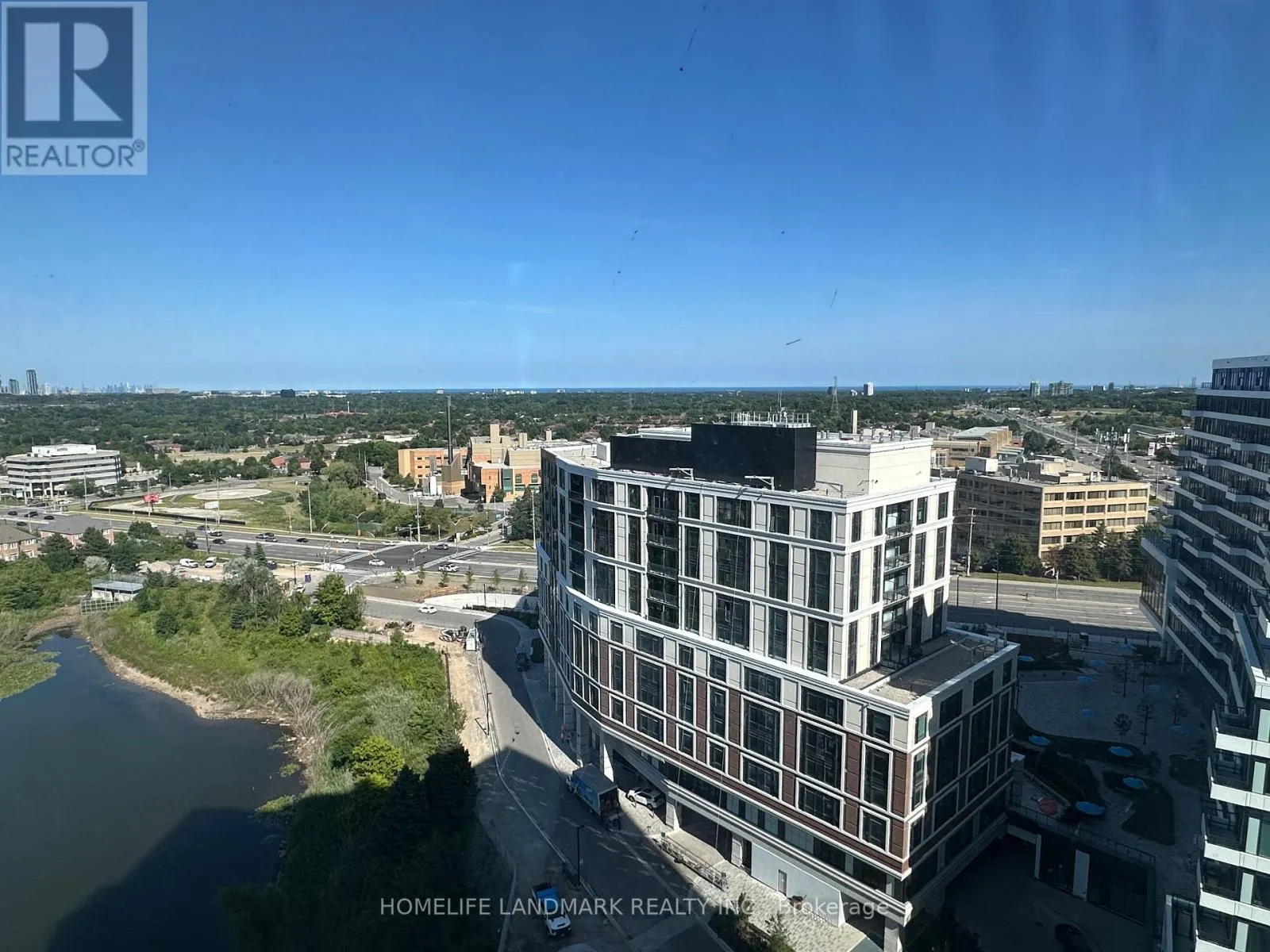 1512 - 2495 EGLINTON AVENUE
