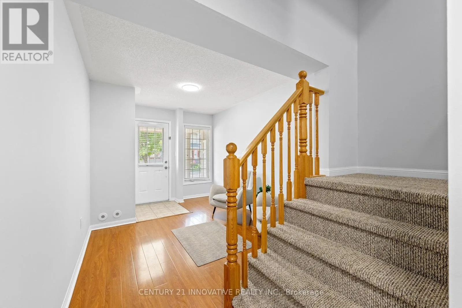 915 HASSELFELDT HEIGHTS