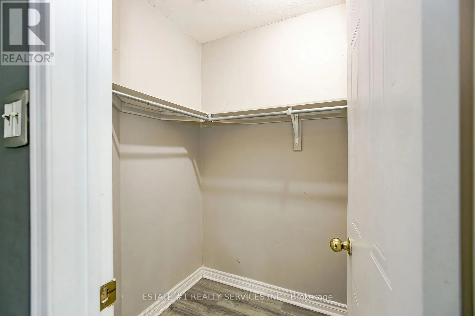 117 RICHWOOD CRESCENT