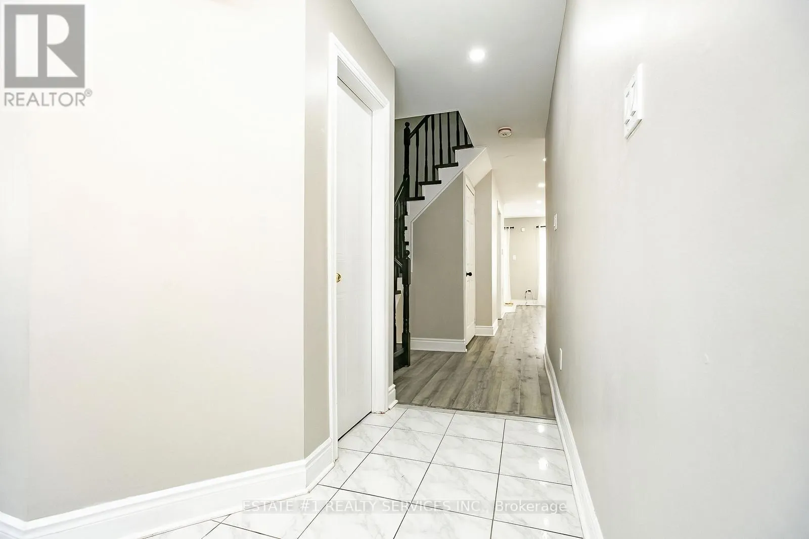 117 RICHWOOD CRESCENT