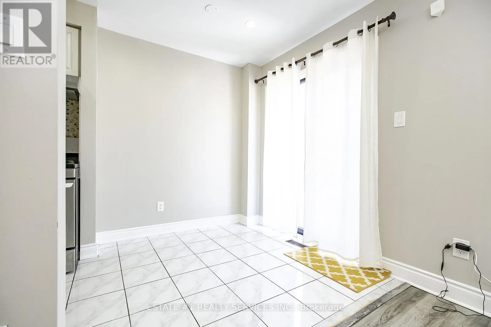 117 RICHWOOD CRESCENT