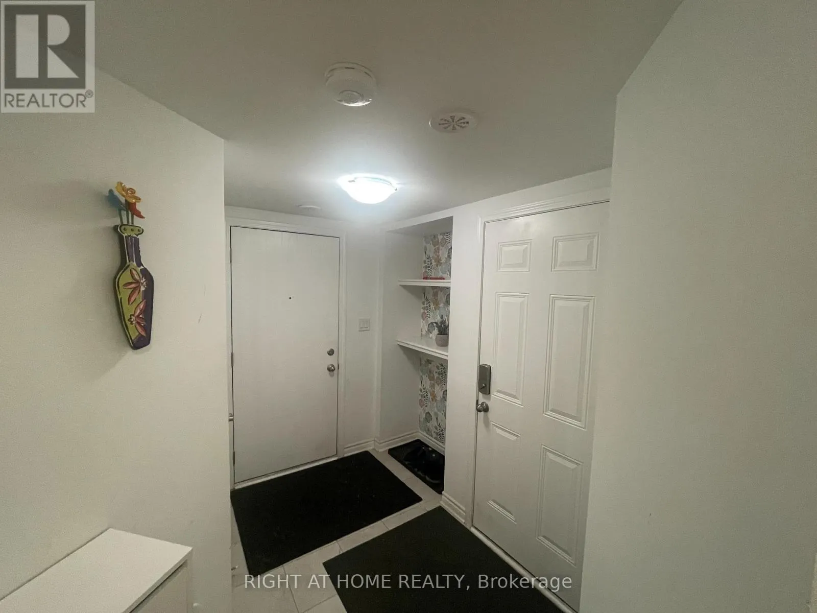 420 BELLFLOWER COURT