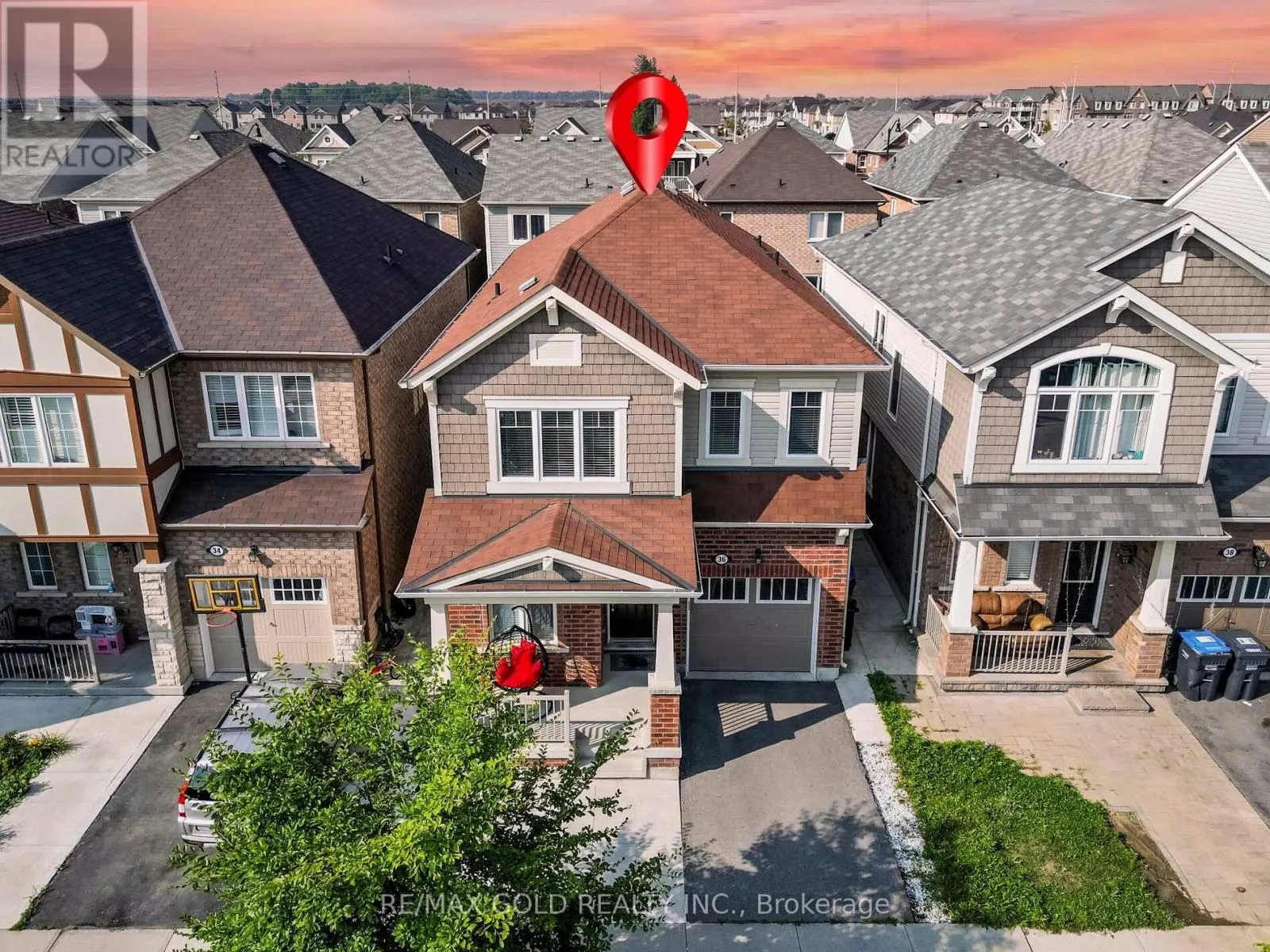 36 FEEDER STREET