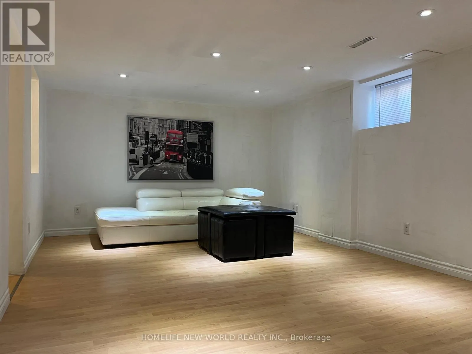 1403 GLEN RUTLEY CIRCLE
