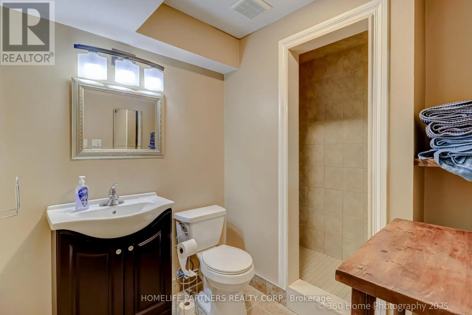 31 KNOLL HAVEN CIRCLE