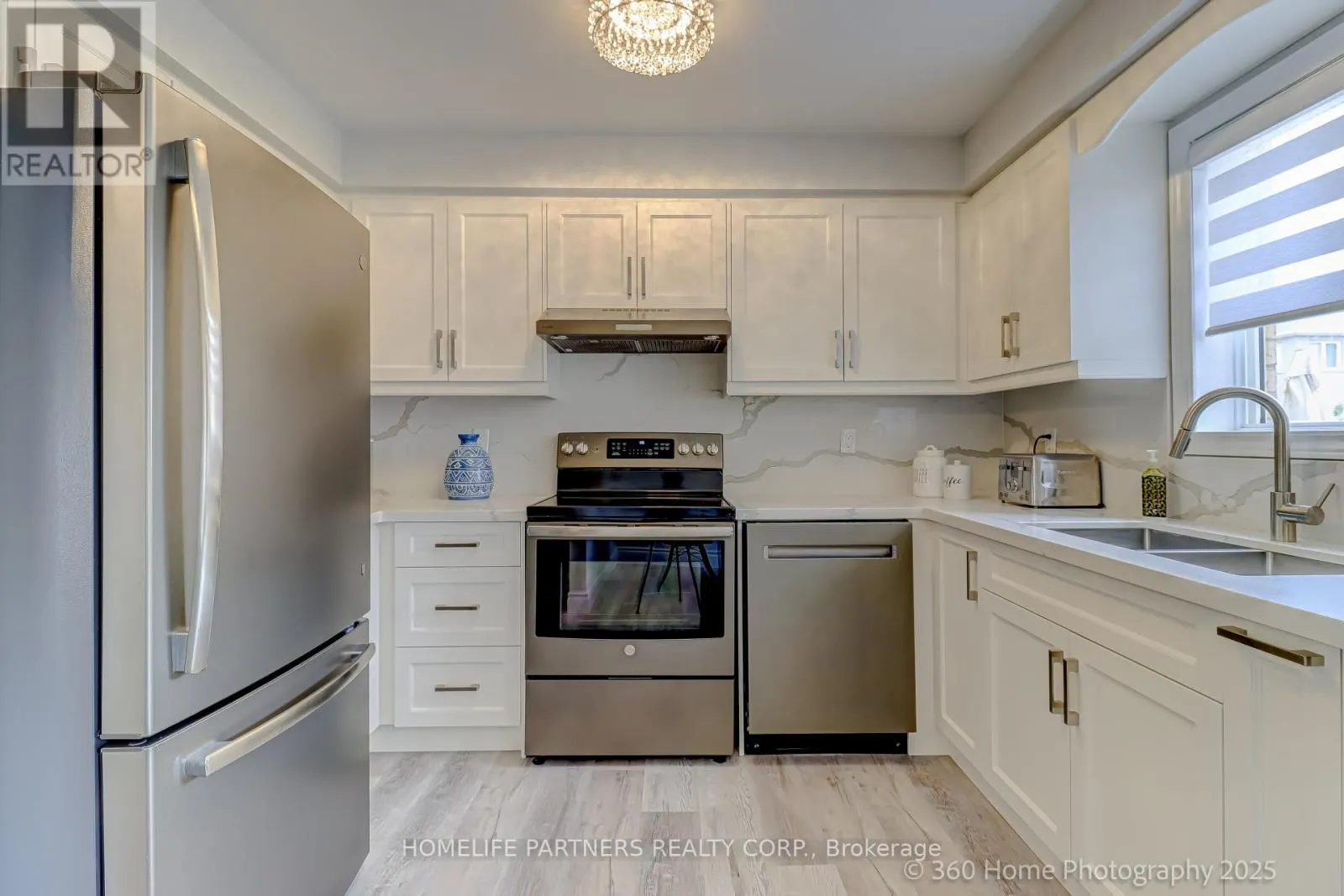 31 KNOLL HAVEN CIRCLE
