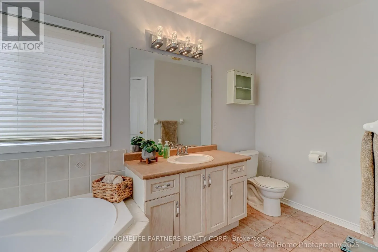 31 KNOLL HAVEN CIRCLE