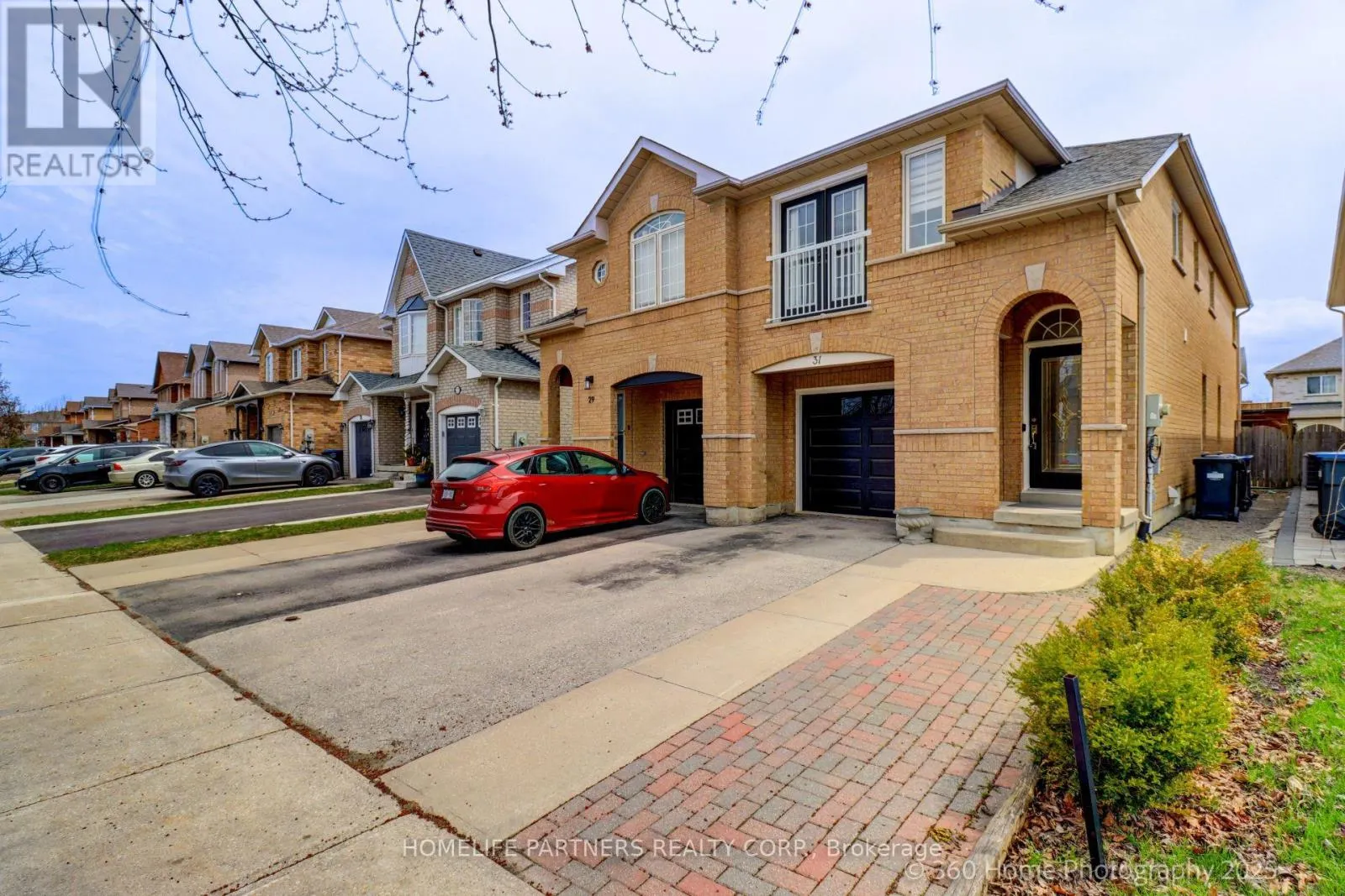 31 KNOLL HAVEN CIRCLE