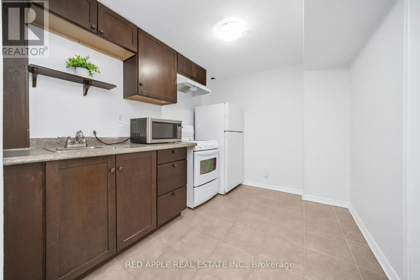 52 TILLER TRAIL