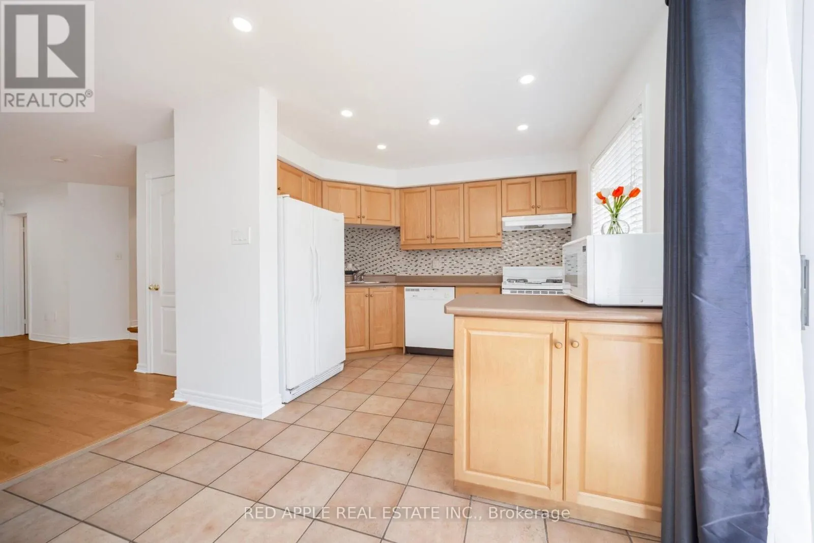 52 TILLER TRAIL