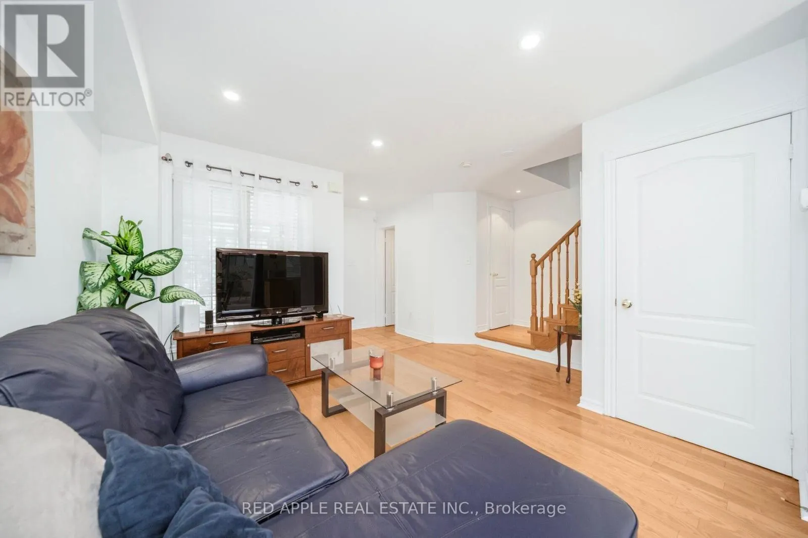 52 TILLER TRAIL