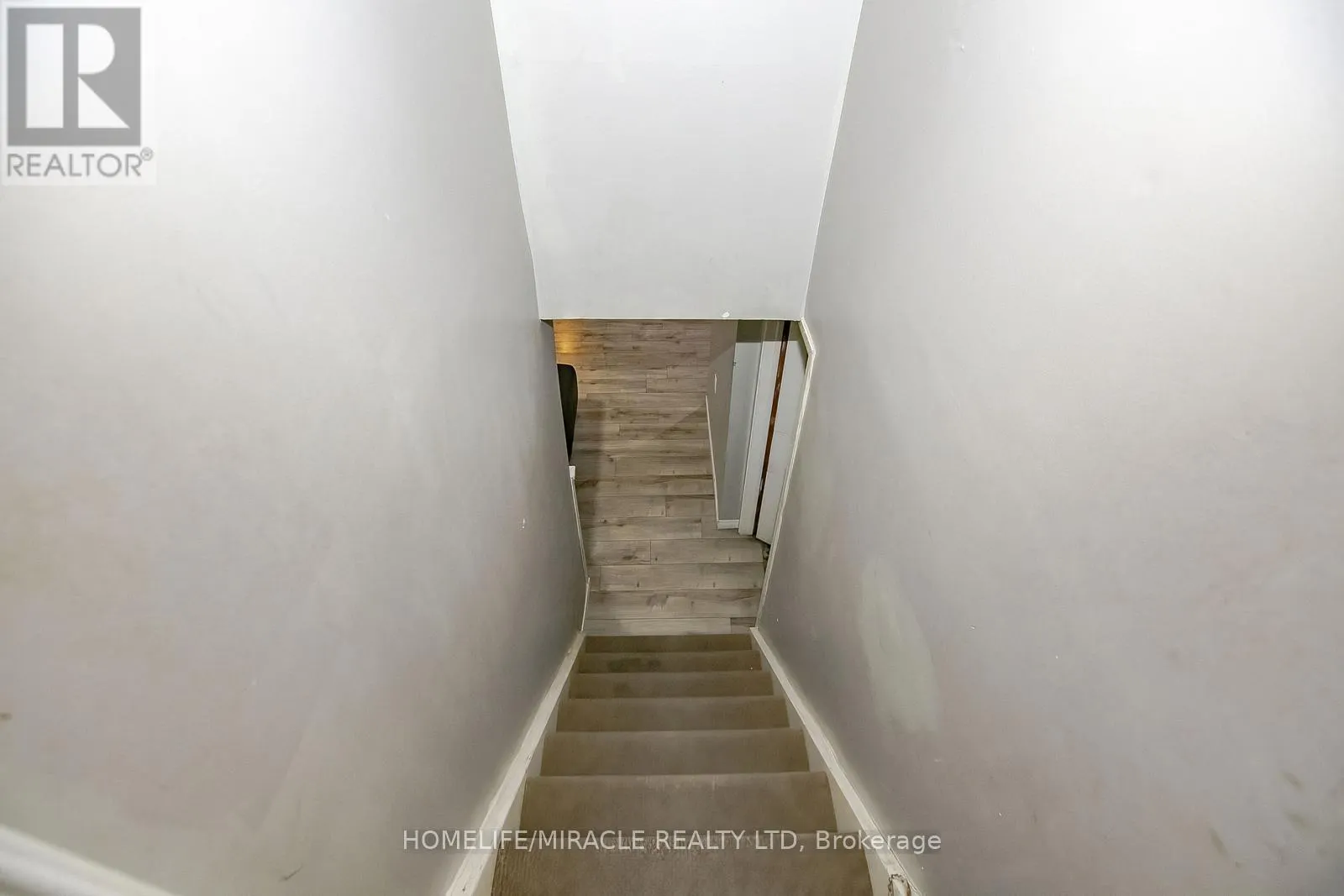 46 REIGATE AVENUE