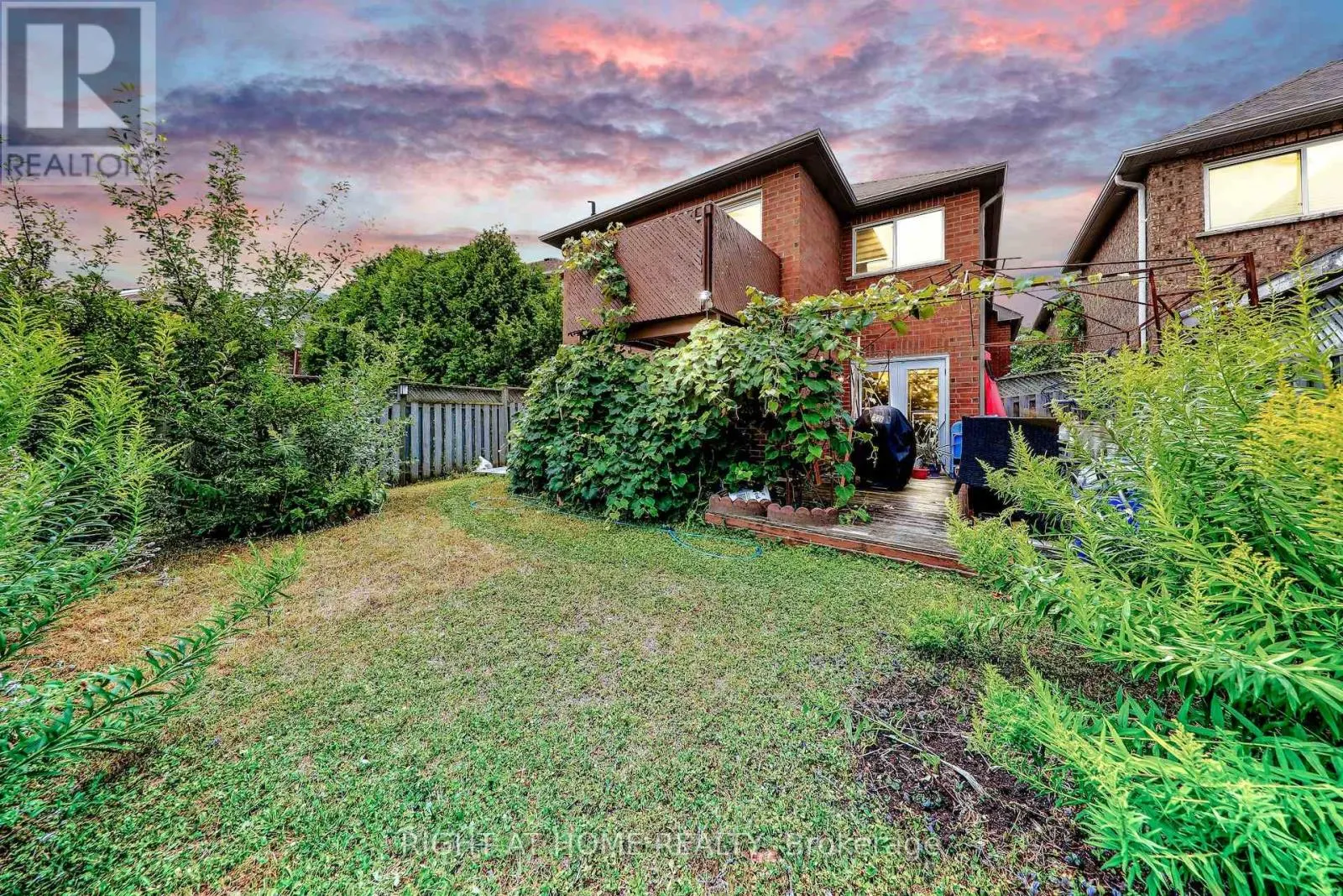 36 HAYLOFT COURT