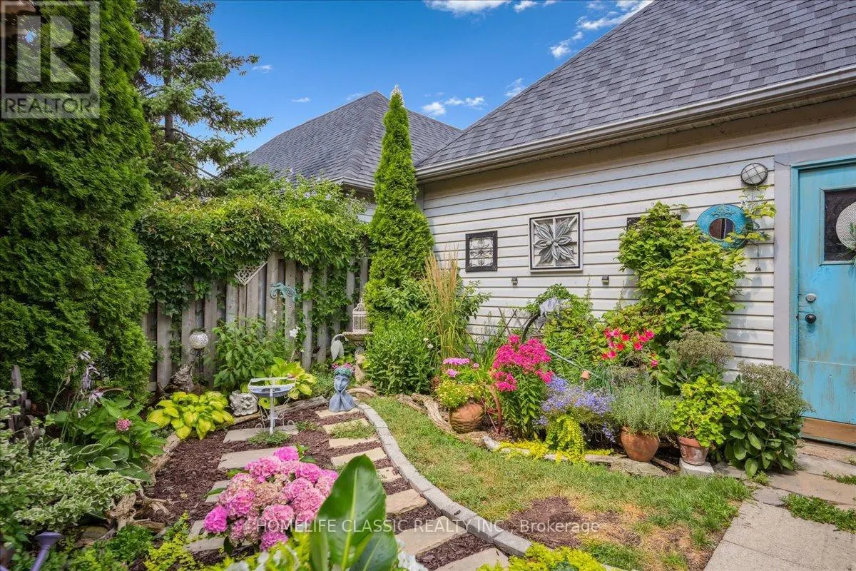 153 GLENASHTON DRIVE