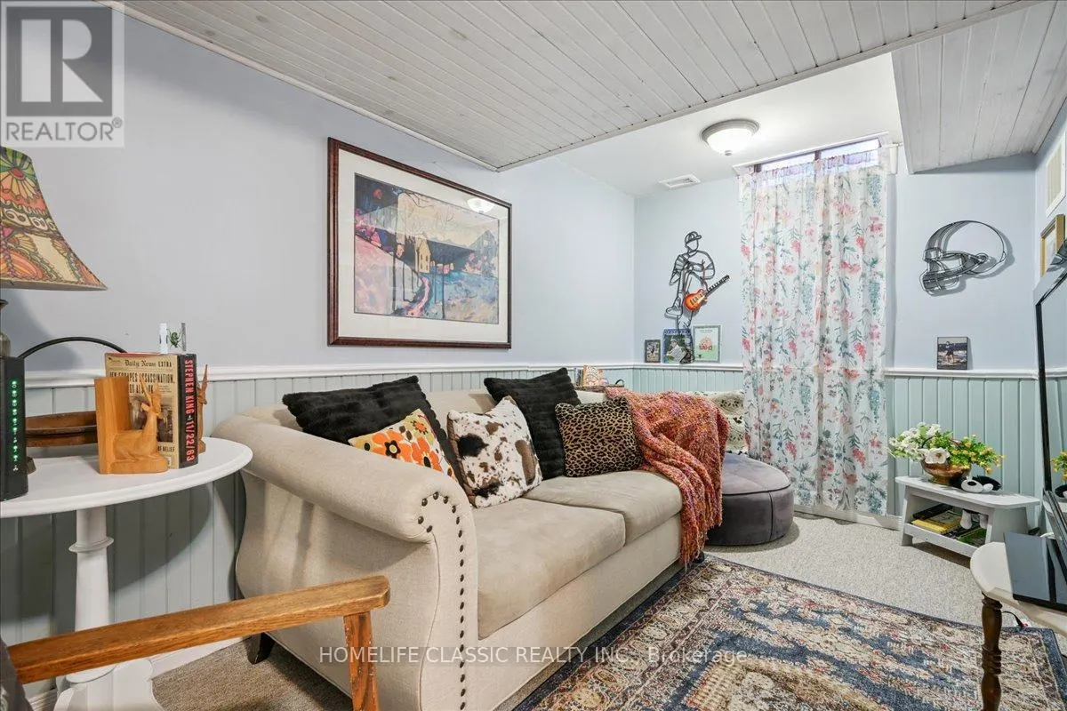 153 GLENASHTON DRIVE