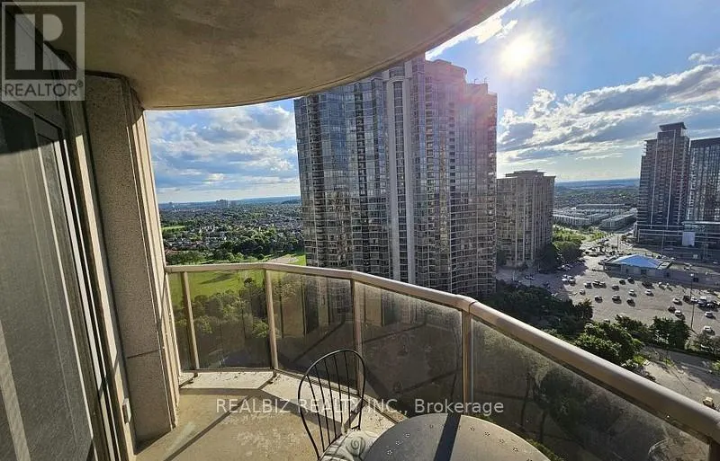 2221 - 25 KINGSBRIDGE GARDEN CIRCLE