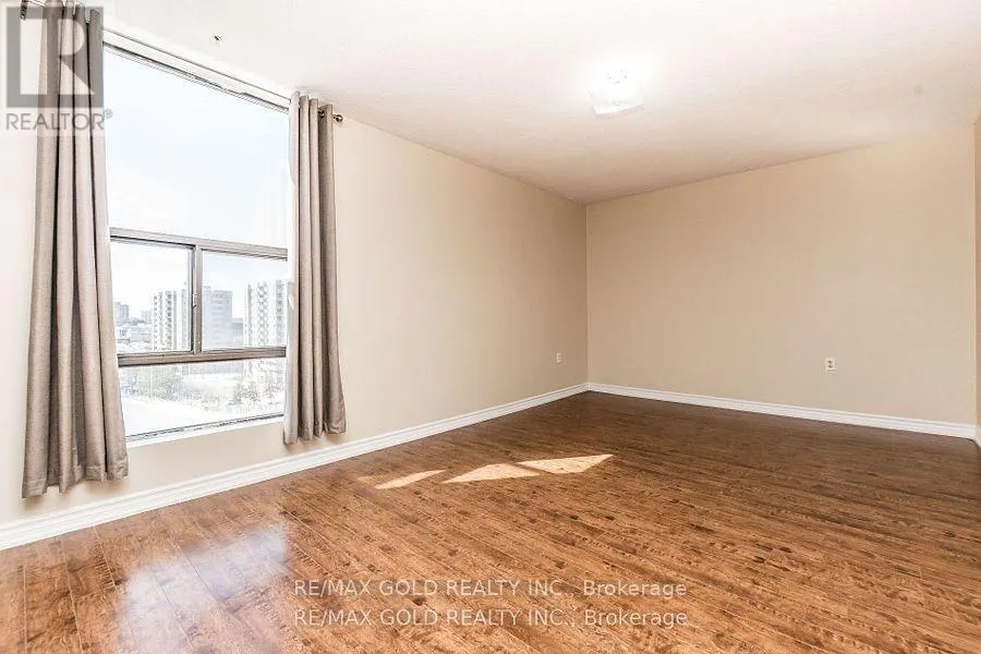 1010 - 17 KNIGHTSBRIDGE ROAD