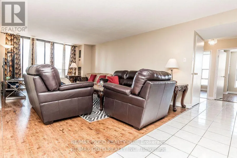 1010 - 17 KNIGHTSBRIDGE ROAD