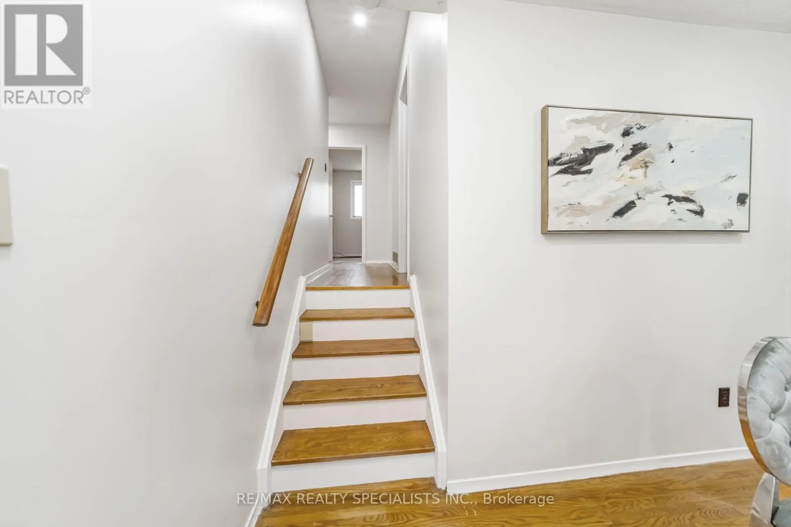 29 EDENRIDGE DRIVE