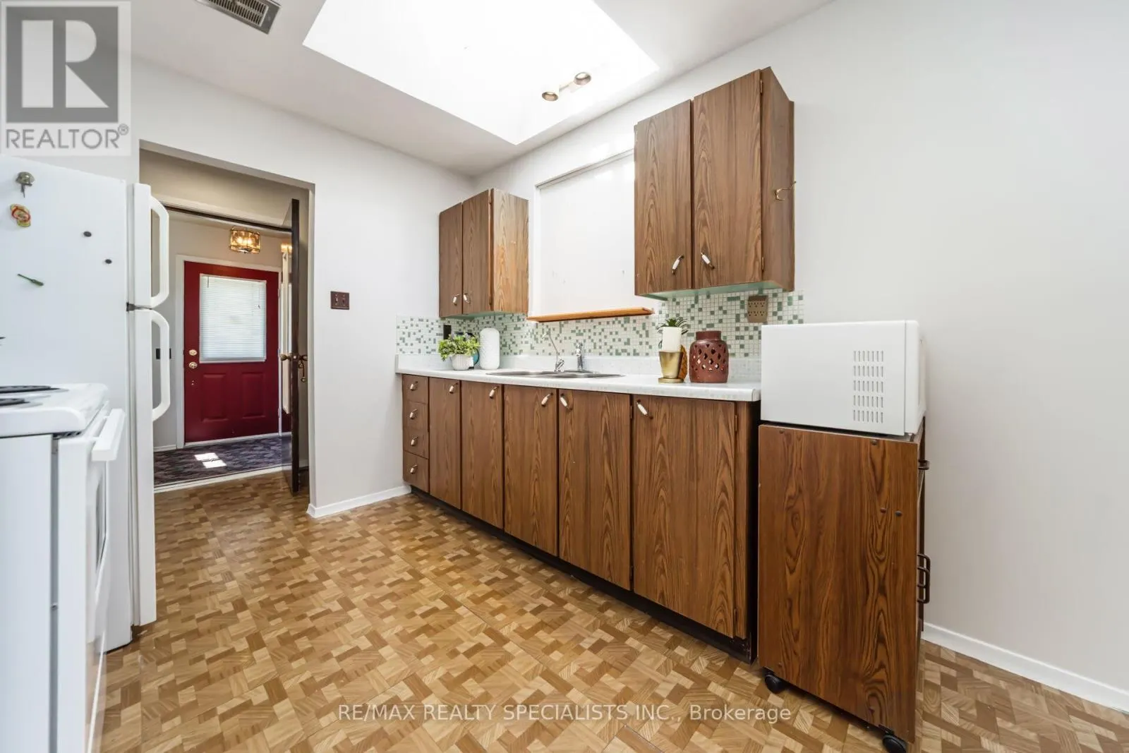 29 EDENRIDGE DRIVE