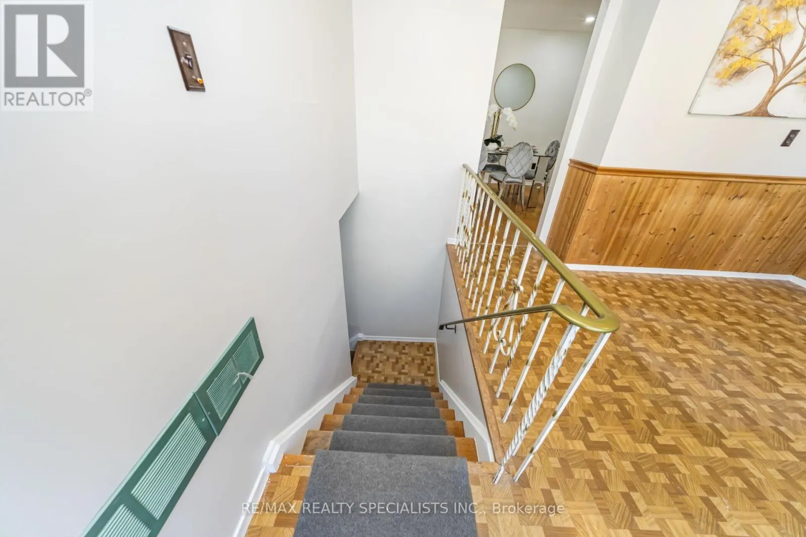 29 EDENRIDGE DRIVE