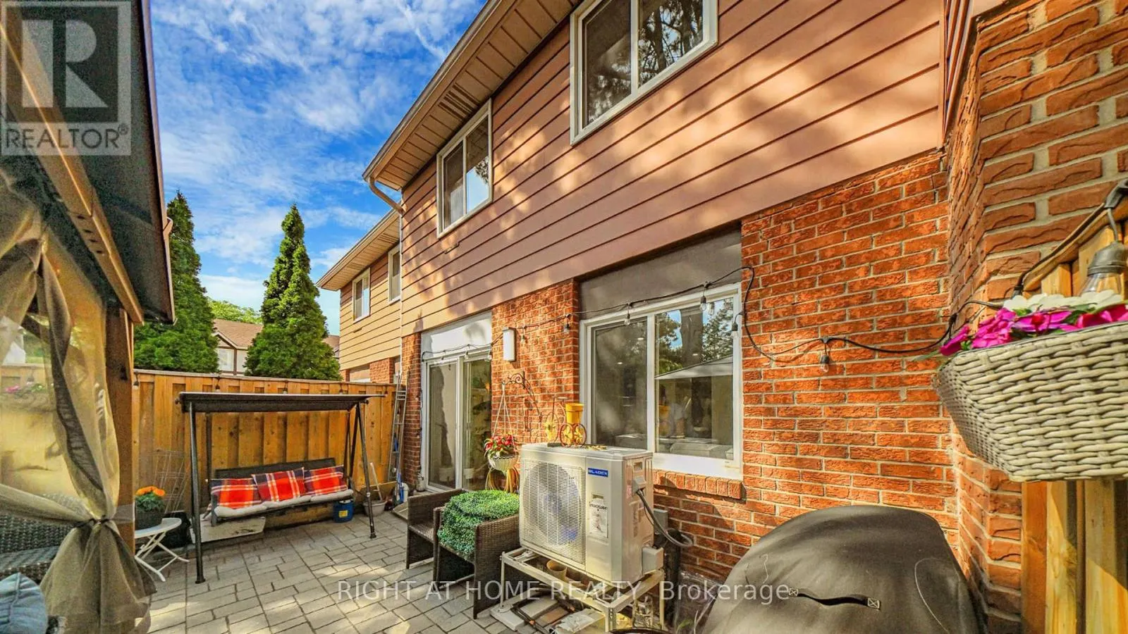 2 - 4193 LONGMOOR DRIVE