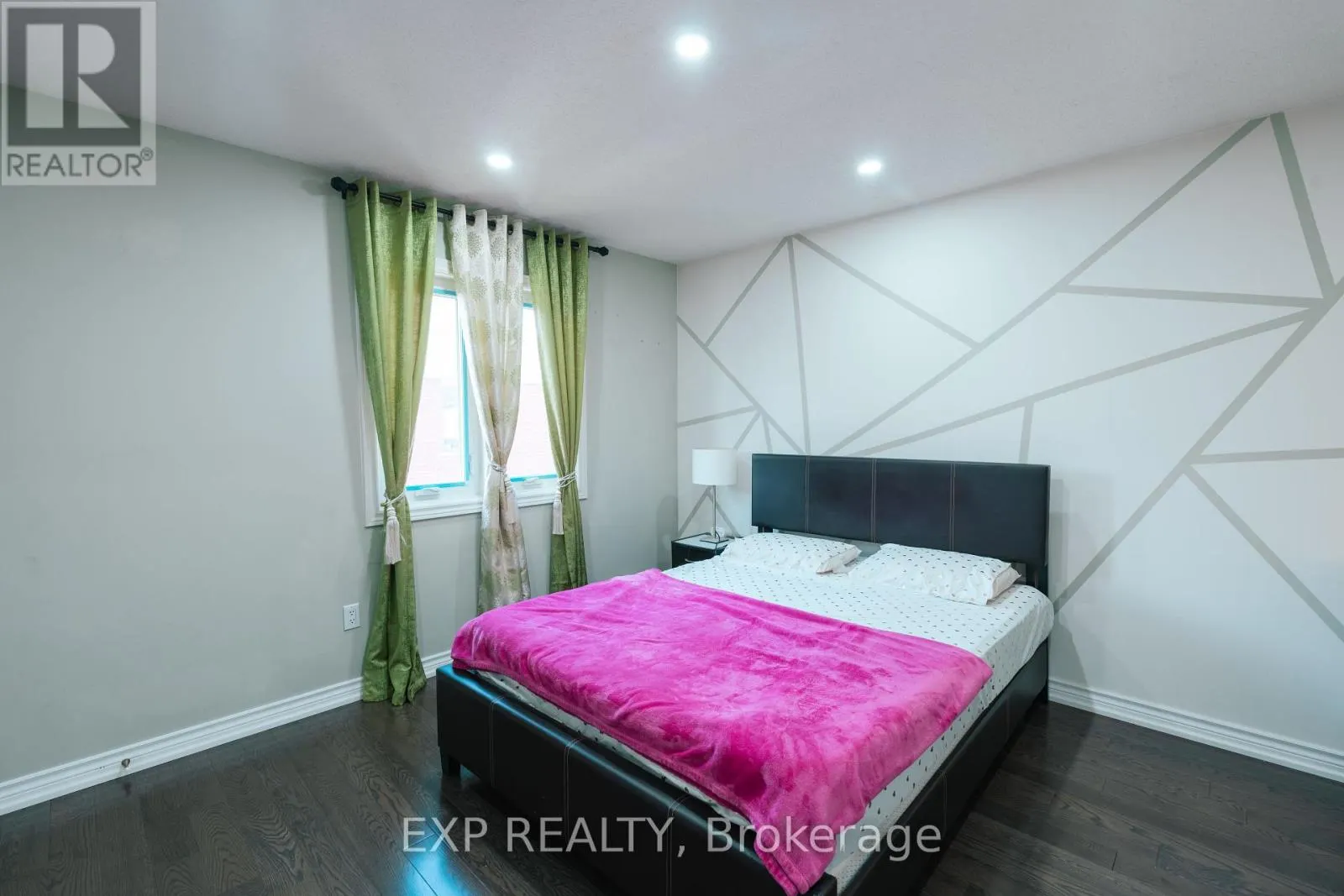 UPPER - 206 DRINKWATER ROAD