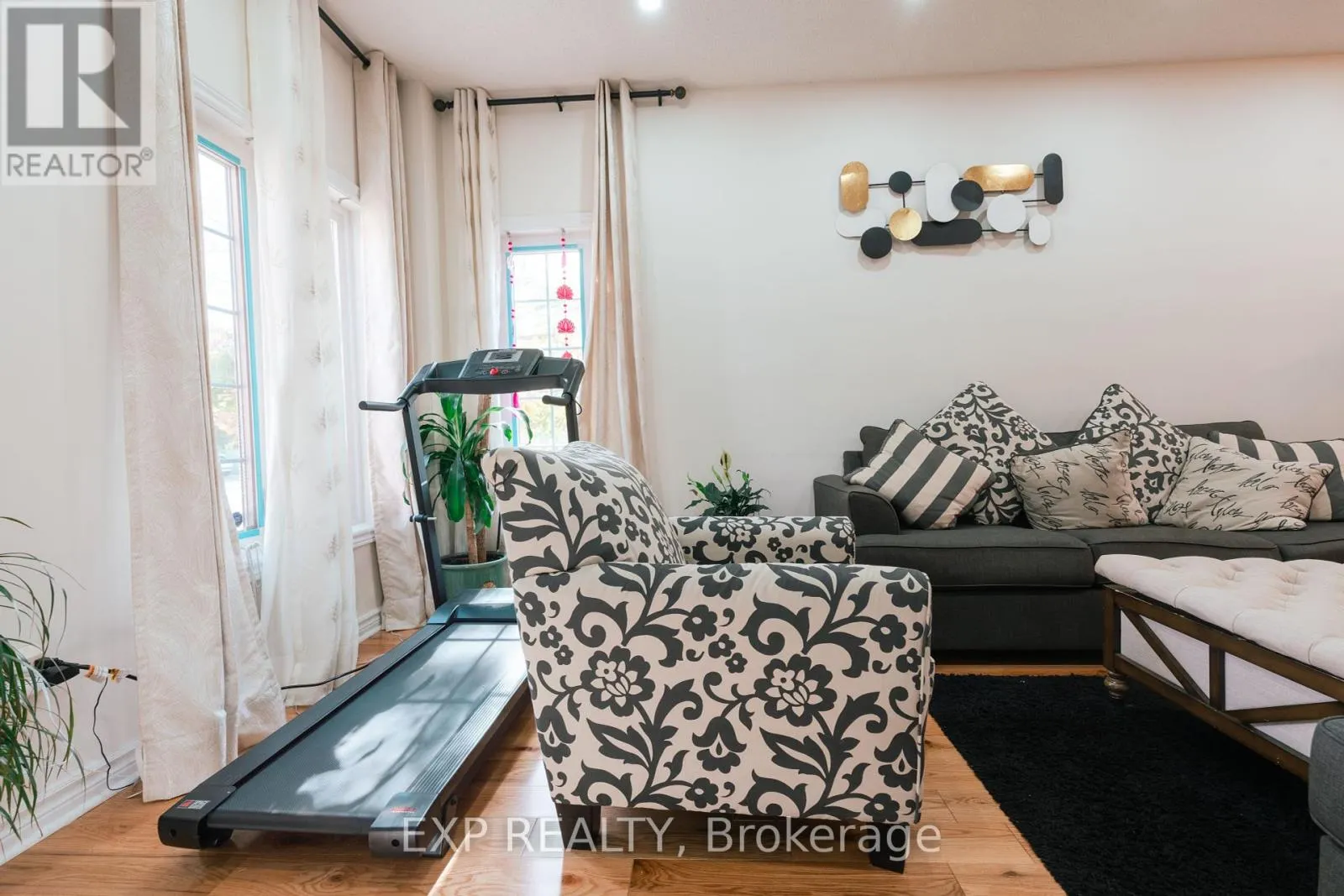 UPPER - 206 DRINKWATER ROAD