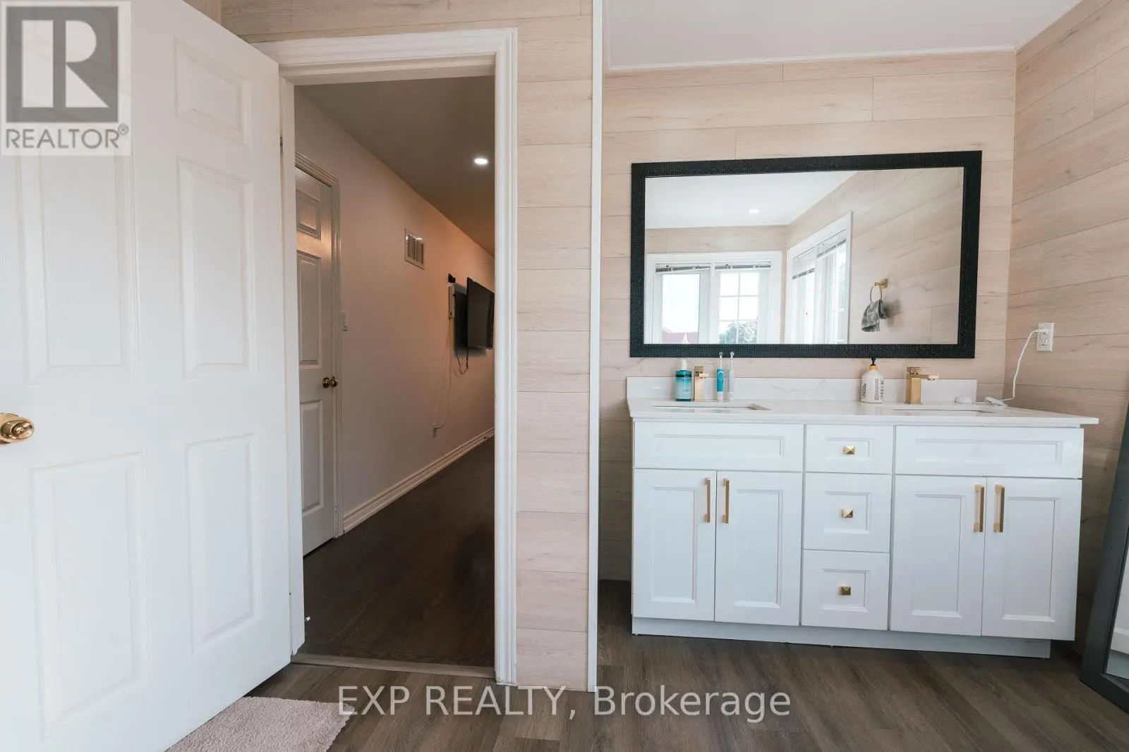 UPPER - 206 DRINKWATER ROAD