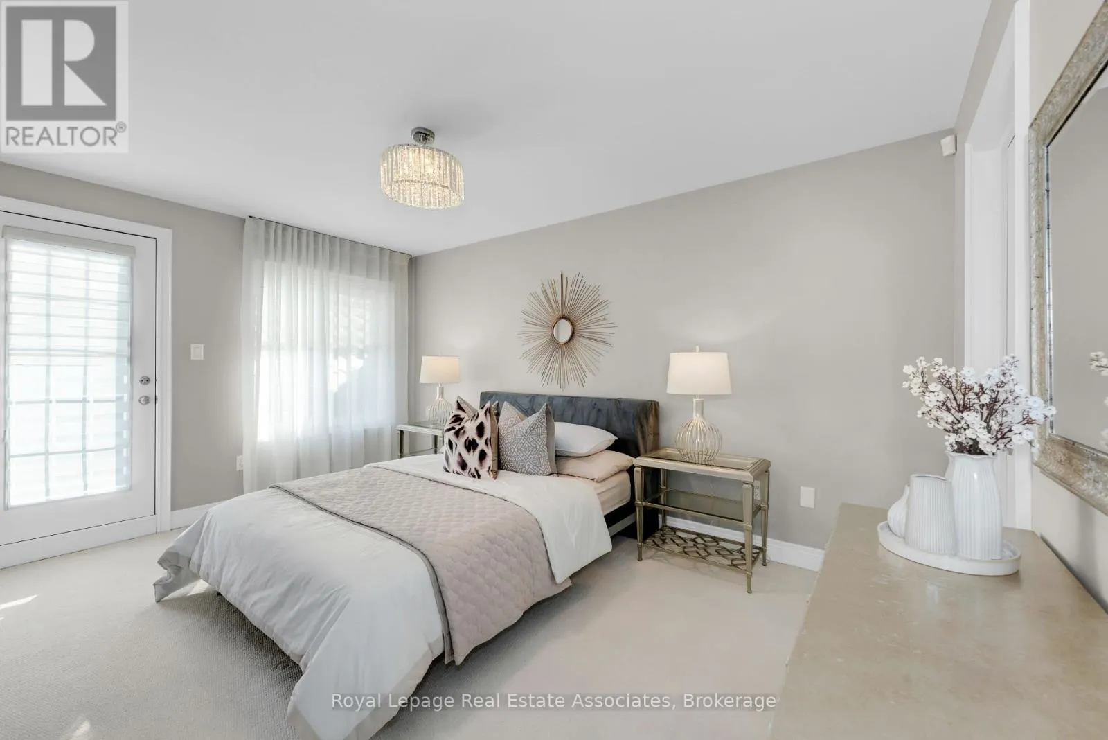 3040 EBERLY WOODS DRIVE