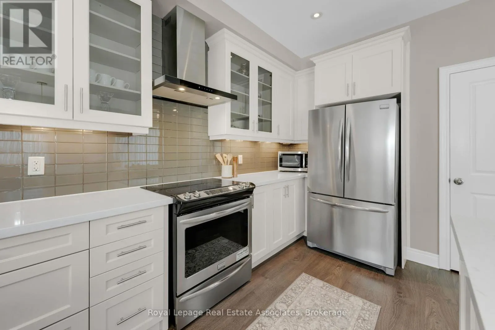 3040 EBERLY WOODS DRIVE