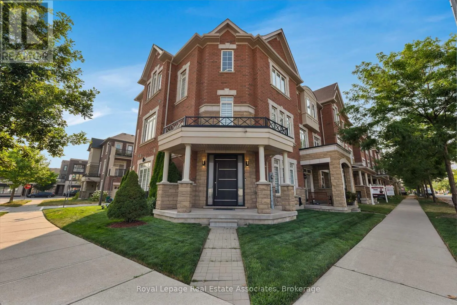 3040 EBERLY WOODS DRIVE