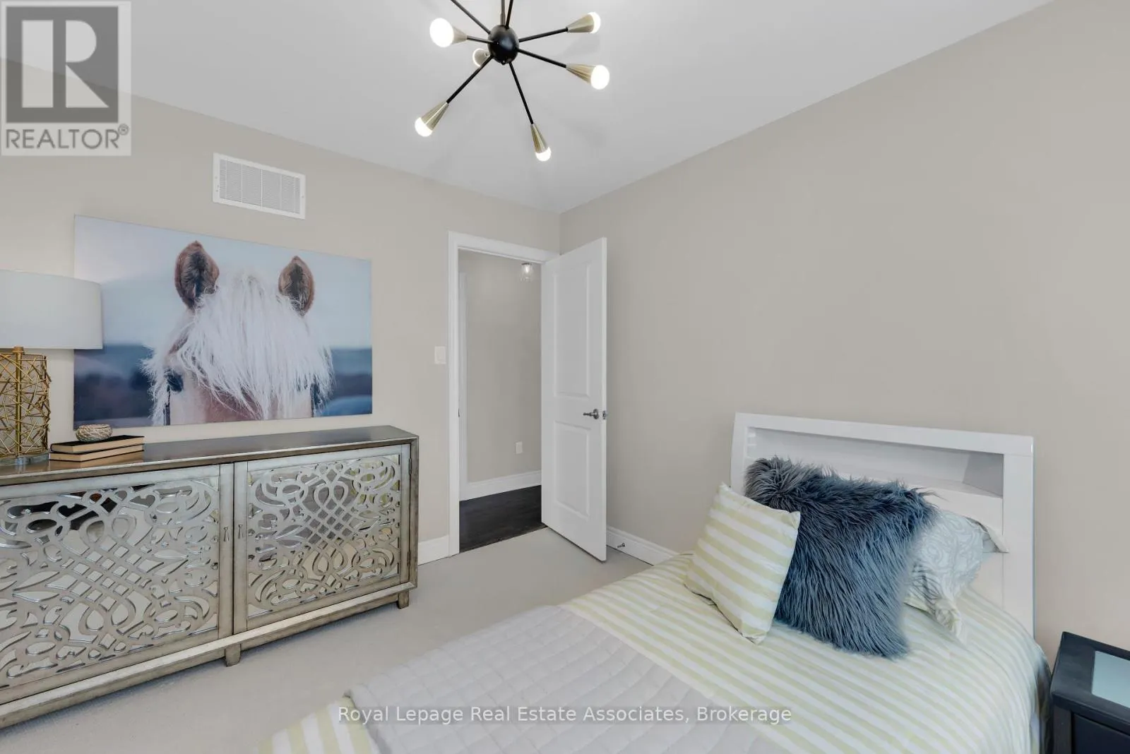 3040 EBERLY WOODS DRIVE
