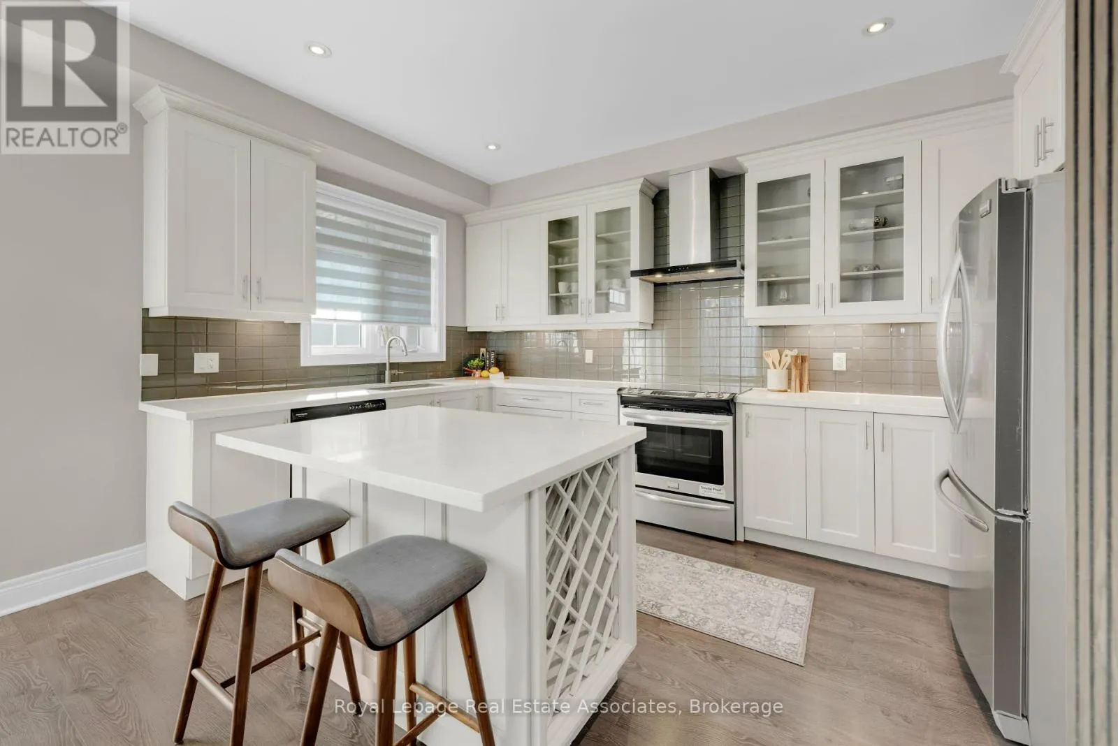 3040 EBERLY WOODS DRIVE