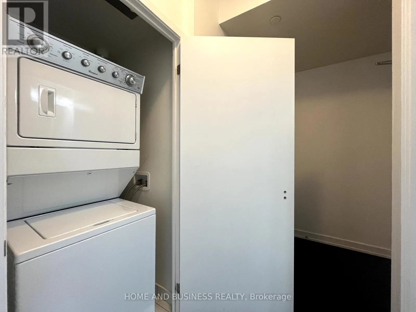 2305 - 4011 BRICKSTONE MEWS