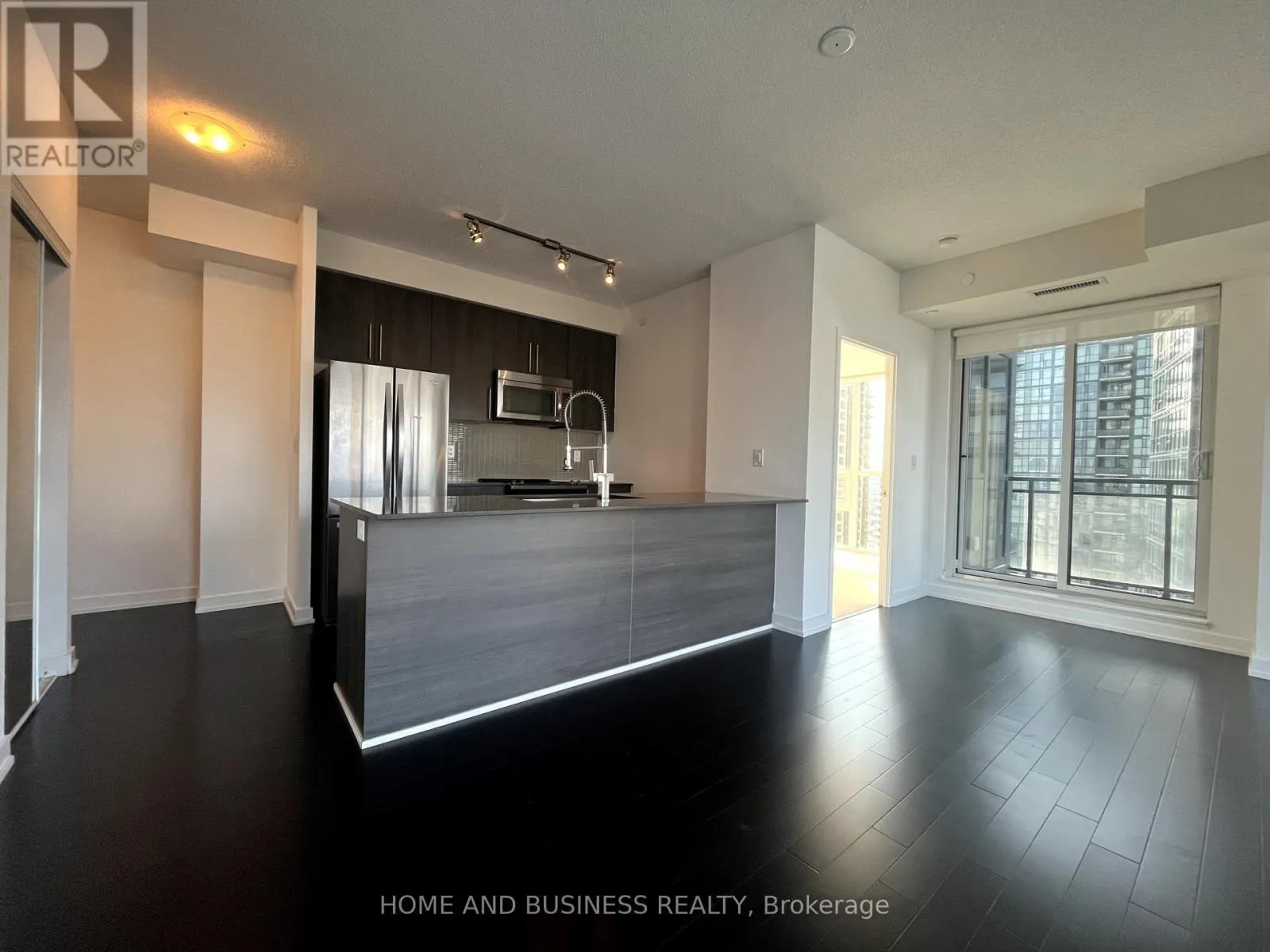 2305 - 4011 BRICKSTONE MEWS