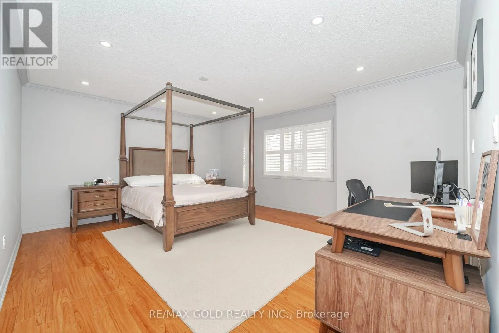 41 LEPARC ROAD