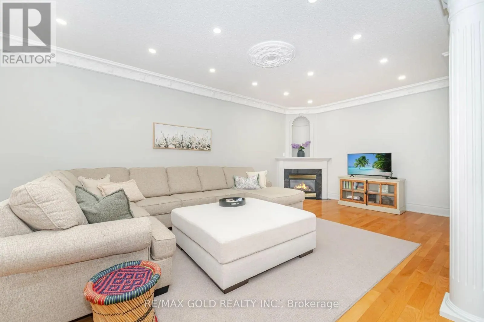 41 LEPARC ROAD
