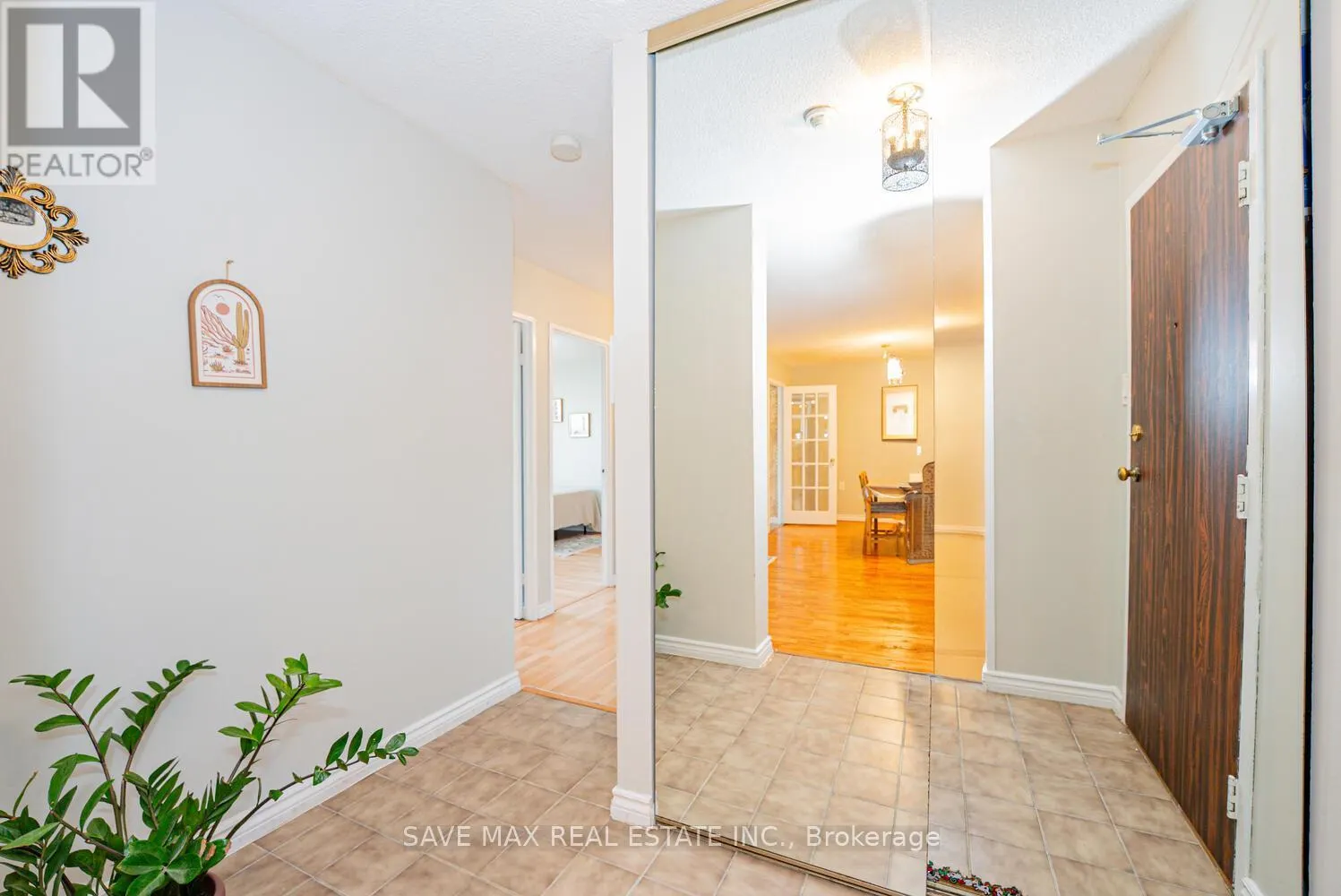 304 - 18 KNIGHTSBRIDGE ROAD
